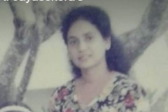 Dolly's daughter Kumudini with her daughter Dilkushani