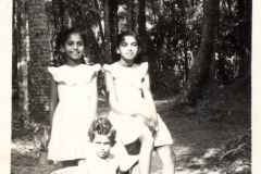 Dolly's daughters Pushpa, Kumudini & son Bharatha